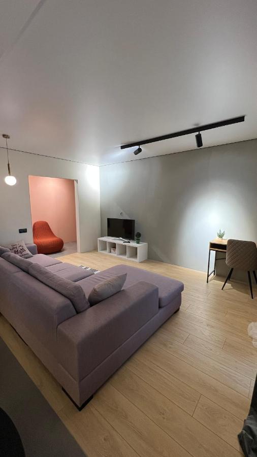 2 Room Modern Apartment View Dnipro Exteriör bild