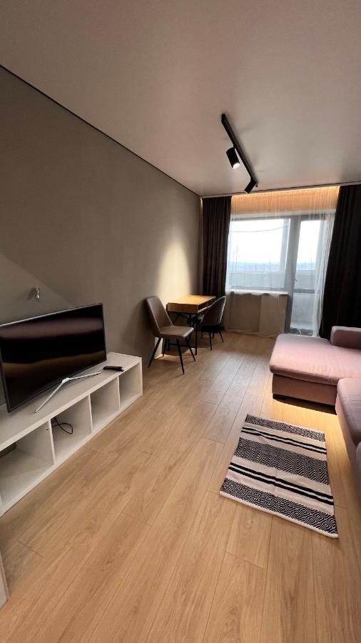 2 Room Modern Apartment View Dnipro Exteriör bild