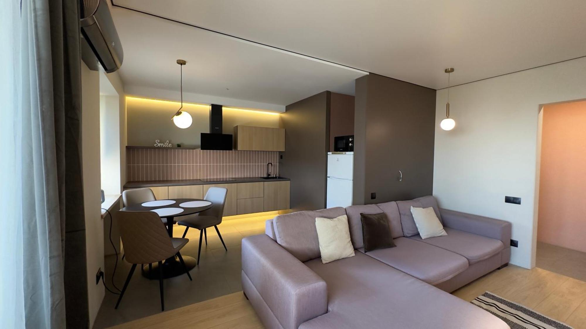2 Room Modern Apartment View Dnipro Exteriör bild